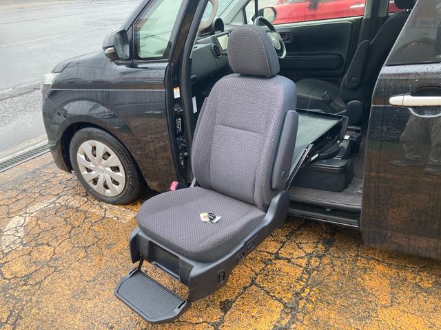 スペイド Ｆ　助手席リフトアップシート車Ａタイプ／後期モデル／軽減ブレーキ／ナビ／バックカメラ／ＥＴＣ／Ｂｌｕｅｔｏｏｔｈ／サイドリフトアップシート（電動リモコンキー付）／パワースライドドア／車検２年＋整備＆保証付（7枚目）