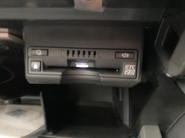 ＣＴ ＣＴ２００ｈ　後期モデル／整備＆保証付／衝突軽減ブレーキ／純正マルチナビ（フルセグＴＶ／ＣＤ／ＤＶＤ／Ｂｌｕ－ｒａｙ／Ｂｌｕｅｔｏｏｔｈ）／全方位モニタ／シートヒーター／コーナーセンサー／パドルシフト／ＥＴＣ２．０（10枚目）