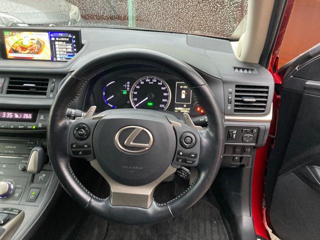 ＣＴ ＣＴ２００ｈ　後期モデル／整備＆保証付／衝突軽減ブレーキ／純正マルチナビ（フルセグＴＶ／ＣＤ／ＤＶＤ／Ｂｌｕ－ｒａｙ／Ｂｌｕｅｔｏｏｔｈ）／全方位モニタ／シートヒーター／コーナーセンサー／パドルシフト／ＥＴＣ２．０（12枚目）