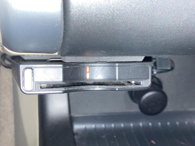 ムラーノ ２５０ＸＬ　後期モデル／整備＆保証付／オーディオモニタ（ラジオ／ＣＤチェンジャー／ＲＣＡ入力）／サイド＆バックカメラ／ＥＴＣ／オートエアコン／ＨＩＤヘッドライト（オートライト機能付）／スマートキー／純正１８アルミ（12枚目）