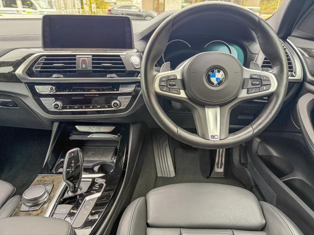 Ｘ３ ｘＤｒｉｖｅ　２０ｄ　Ｍスポーツ　レザーシート　前後シートヒーター　パワーシート　アクティブクルーズコントロール　全方向カメラ　ワイヤレス充電　取説　保証書　スペアキー　Ｈ３１　Ｒ２　Ｒ３　Ｒ４　Ｒ５　Ｒ６年ディーラー記録有（16枚目）