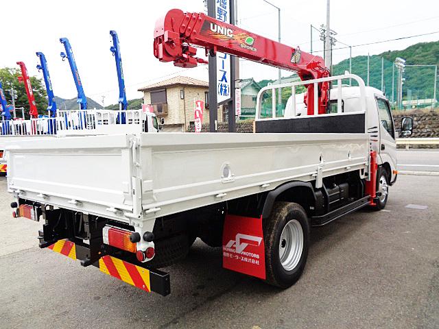 デュトロ  ユニック車 クレーン付きトラック 標準ロングロング3トン 2.9t吊 ワイドアウトリガー ユニック4段 ラジコン フックイン 荷台内寸L370cmxW178cmxH38cm 床木 煽り穴3対(15枚目)