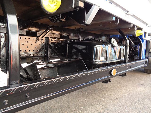 エルフトラック 　ワイド超ロング３．５ｔ　　ワイドアウトリガー　４ダン　ラジコン　フックイン　ＺＥ２９４ＨＥ　２．９ｔ吊　積載量３．５００（23枚目）