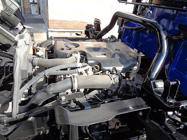 エルフトラック 　ワイド超ロング３．５ｔ　　ワイドアウトリガー　４ダン　ラジコン　フックイン　ＺＥ２９４ＨＥ　２．９ｔ吊　積載量３．５００（27枚目）