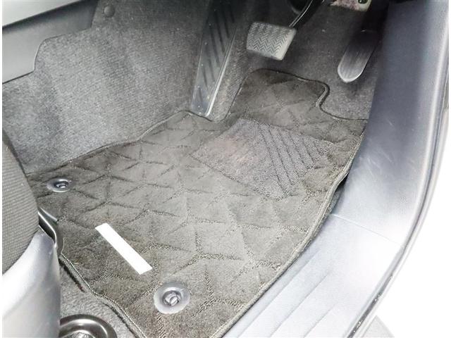 �t���A�}�b�g���Y��ɃN���[�j���O����Ă��܂��B���A�L���E���ꓙ�ɂ͌l�����������܂��̂ŁA�K�����Ԋm�F�������܂��B