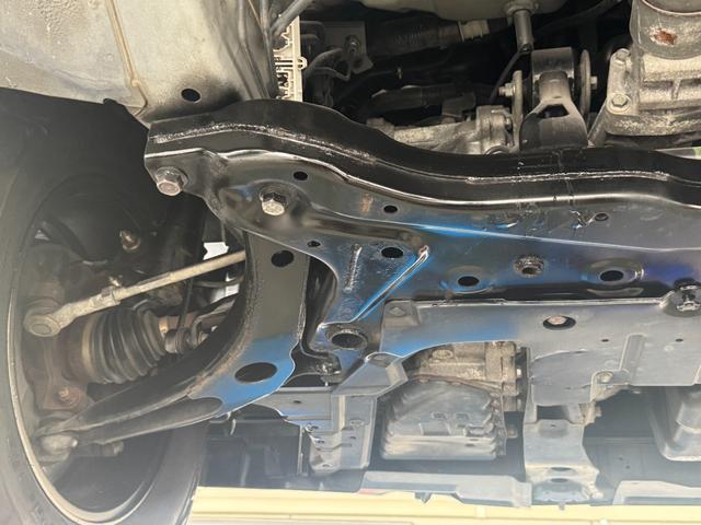 デリカＤ：５ Ｇ　ナビパッケージ　グレー全塗装　４ＷＤ車両　片側パワースライドドア　ＭＫＷホイール　ＢＦＧｏｏｄｒｉｃｈ　リフトアップ　純正ナビ　前後バンパーマッドブラック塗装　サイドカメラ　フリップダウンモニター（77枚目）