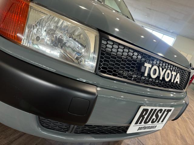 プロボックスバン ＤＸ　■アンヴィルグレー全塗装　４ＷＤ車輌　ルーフキャリア付き　ＴＯＹＯＴＡエンブレム　リフトアップ済み　ＳＨＩＣＨＩＦＵＫＵ　Ｒ／Ｔ新品タイヤ　キャメルシートカバー　木目調シート（20枚目）