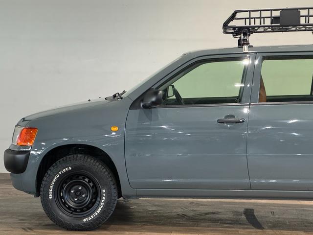 プロボックスバン ＤＸ　■アンヴィルグレー全塗装　４ＷＤ車輌　ルーフキャリア付き　ＴＯＹＯＴＡエンブレム　リフトアップ済み　ＳＨＩＣＨＩＦＵＫＵ　Ｒ／Ｔ新品タイヤ　キャメルシートカバー　木目調シート（35枚目）