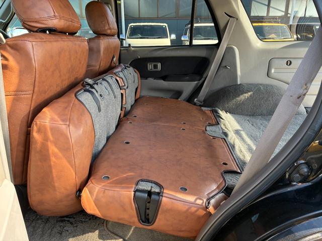 ハイラックスサーフ SSR-V ブラウン全塗装 リフトアップ済み 新品メッキグリル XTREME-J 16インチ TOYOTIRES OPEN COUNTORY R/T 新品シートカバー LEDヘッドライト(32枚目)