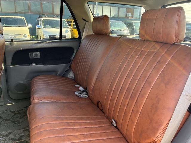 ハイラックスサーフ SSR-V ブラウン全塗装 リフトアップ済み 新品メッキグリル XTREME-J 16インチ TOYOTIRES OPEN COUNTORY R/T 新品シートカバー LEDヘッドライト(72枚目)