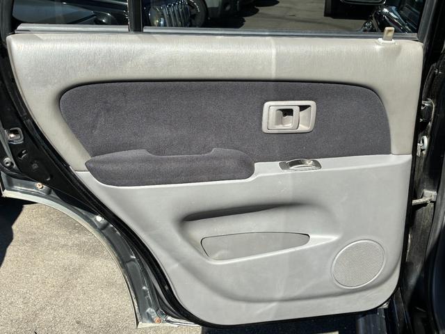 ハイラックスサーフ SSR-V ブラウン全塗装 リフトアップ済み 新品メッキグリル XTREME-J 16インチ TOYOTIRES OPEN COUNTORY R/T 新品シートカバー LEDヘッドライト(73枚目)