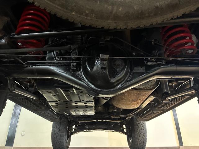ハイラックスサーフ SSR-V ブラウン全塗装 リフトアップ済み 新品メッキグリル XTREME-J 16インチ TOYOTIRES OPEN COUNTORY R/T 新品シートカバー LEDヘッドライト(78枚目)