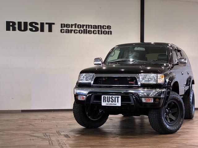 ハイラックスサーフ SSR-X Vセレクション 4WD車輛 リフトアップ オーバーフェンダー シートカバー 16インチホイールマッドブラック塗装 RADAR RENEGADE A/T5タイヤ FLOWMASTERマフラー NARDIステアリング(2枚目)