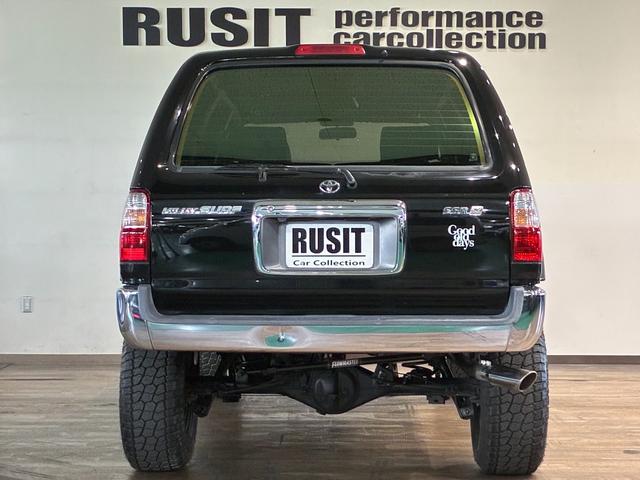 ハイラックスサーフ SSR-X Vセレクション 4WD車輛 リフトアップ オーバーフェンダー シートカバー 16インチホイールマッドブラック塗装 RADAR RENEGADE A/T5タイヤ FLOWMASTERマフラー NARDIステアリング(9枚目)