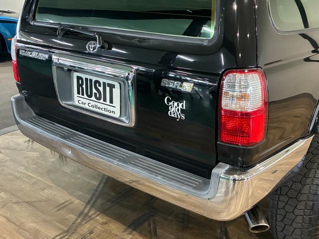 ハイラックスサーフ SSR-X Vセレクション 4WD車輛 リフトアップ オーバーフェンダー シートカバー 16インチホイールマッドブラック塗装 RADAR RENEGADE A/T5タイヤ FLOWMASTERマフラー NARDIステアリング(49枚目)