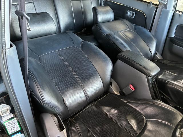 ハイラックスサーフ SSR-X Vセレクション 4WD車輛 リフトアップ オーバーフェンダー シートカバー 16インチホイールマッドブラック塗装 RADAR RENEGADE A/T5タイヤ FLOWMASTERマフラー NARDIステアリング(67枚目)