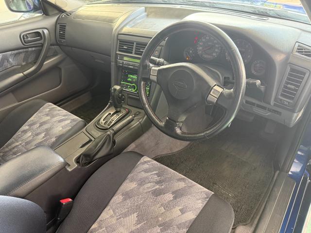 スカイライン 25GT-X ベイサイドブルー全塗装 新品エアロ 新品リアウィング 新品砲弾マフラー 新品BLITZフルタップ車高調 新品クロススピードRS9 新品タイヤ キャリパーレッド塗装 KENWOODオーディオ(17枚目)