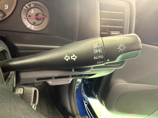 スカイライン 25GT-X ベイサイドブルー全塗装 新品エアロ 新品リアウィング 新品砲弾マフラー 新品BLITZフルタップ車高調 新品クロススピードRS9 新品タイヤ キャリパーレッド塗装 KENWOODオーディオ(67枚目)