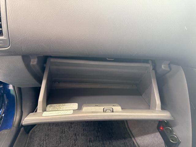 スカイライン 25GT-X ベイサイドブルー全塗装 新品エアロ 新品リアウィング 新品砲弾マフラー 新品BLITZフルタップ車高調 新品クロススピードRS9 新品タイヤ キャリパーレッド塗装 KENWOODオーディオ(77枚目)