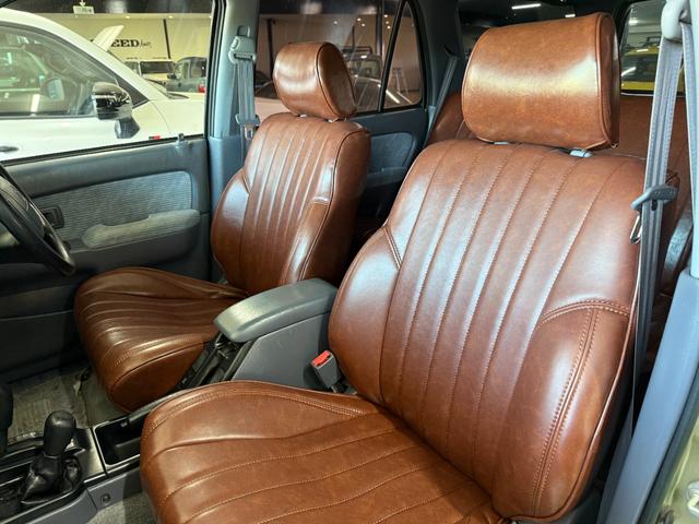 ハイラックスサーフ SSR-X アクティブパッケージIII ワイド ゴールド全塗装 4WD車輛 4RUNNER ナローカスタム リフトアップ サンルーフ DEAN16インチホイール YOKOHAMA GEOLANDER A/T TOYOTAエンブレム シートカバー(23枚目)