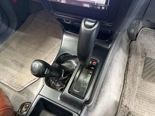 ハイラックスサーフ SSR-X アクティブパッケージIII ワイド ゴールド全塗装 4WD車輛 4RUNNER ナローカスタム リフトアップ サンルーフ DEAN16インチホイール YOKOHAMA GEOLANDER A/T TOYOTAエンブレム シートカバー(68枚目)