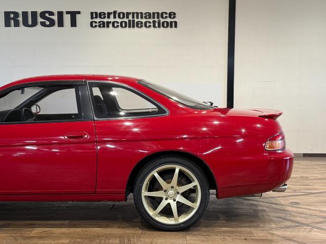 ソアラ 3.0GT 2JZエンジン Rスポイラー RAYS VERSUS 18インチアルミホイール ゴールド塗装 新品タイヤ(46枚目)