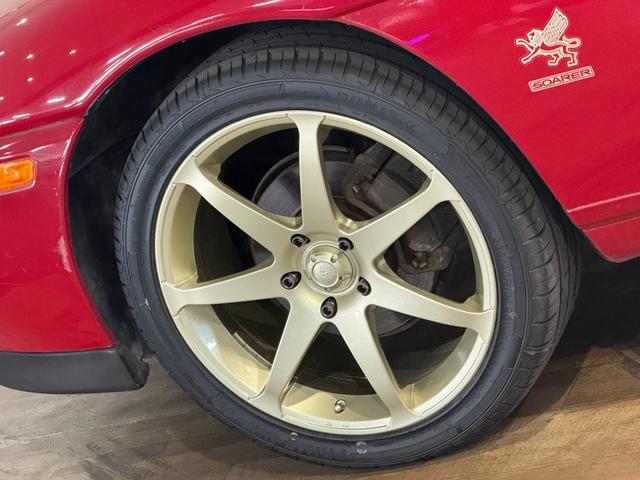 ソアラ 3.0GT 2JZエンジン Rスポイラー RAYS VERSUS 18インチアルミホイール ゴールド塗装 新品タイヤ(48枚目)