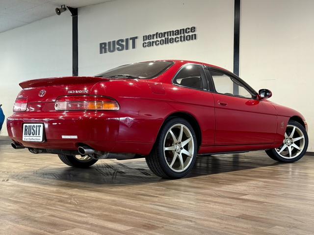 ソアラ 3.0GT 2JZエンジン Rスポイラー RAYS VERSUS 18インチアルミホイール ゴールド塗装 新品タイヤ(57枚目)