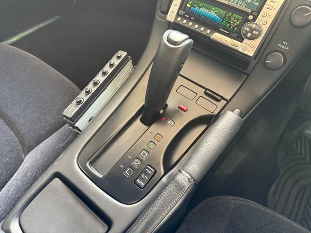 ソアラ 3.0GT 2JZエンジン Rスポイラー RAYS VERSUS 18インチアルミホイール ゴールド塗装 新品タイヤ(69枚目)