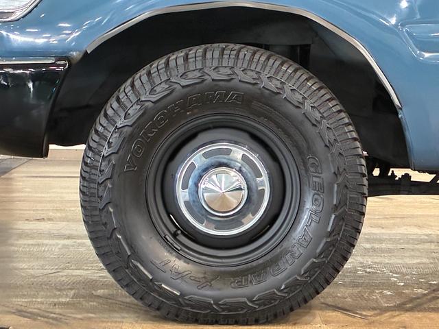 ランドクルーザー８０ ＶＸリミテッド　ミスティックブルー全塗装　４ＷＤ車輛　角目４灯　前後バンパーブラック塗装　１５インチアルミホイールマッドブラック塗装　ＹＯＫＯＨＡＭＡ　ＧＥＯＬＡＮＤＥＲタイヤ　サンルーフ　カロッツェリアナビ（50枚目）