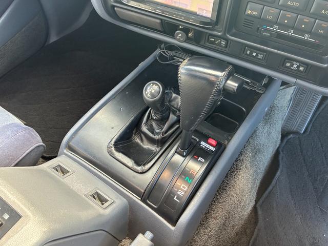 ランドクルーザー８０ ＶＸリミテッド　ミスティックブルー全塗装　４ＷＤ車輛　角目４灯　前後バンパーブラック塗装　１５インチアルミホイールマッドブラック塗装　ＹＯＫＯＨＡＭＡ　ＧＥＯＬＡＮＤＥＲタイヤ　サンルーフ　カロッツェリアナビ（64枚目）