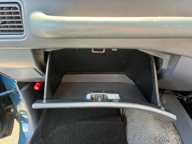 ランドクルーザー８０ ＶＸリミテッド　ミスティックブルー全塗装　４ＷＤ車輛　角目４灯　前後バンパーブラック塗装　１５インチアルミホイールマッドブラック塗装　ＹＯＫＯＨＡＭＡ　ＧＥＯＬＡＮＤＥＲタイヤ　サンルーフ　カロッツェリアナビ（76枚目）