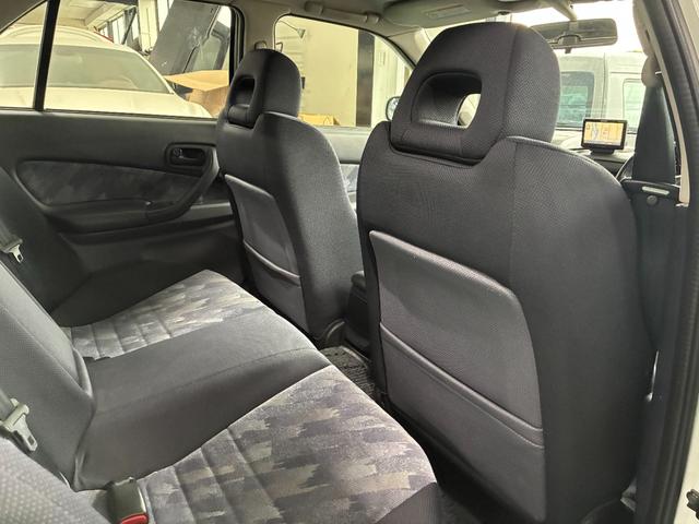 スカイライン ２５ＧＴ－Ｘ　外装リフレッシュパール塗装　フロントワイドフェンダー　新品エアロ　新品リアウィング　新品砲弾マフラー　新品ＢＬＩＴＺフルタップ車高調　新品クロススピードＲＳ９　新品タイヤ　キャリパーイエロー塗装（27枚目）