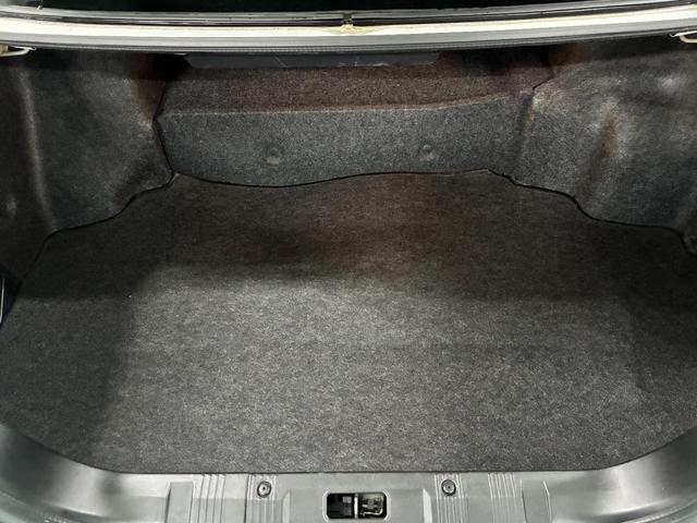 スカイライン ２５ＧＴ－Ｘ　外装リフレッシュパール塗装　フロントワイドフェンダー　新品エアロ　新品リアウィング　新品砲弾マフラー　新品ＢＬＩＴＺフルタップ車高調　新品クロススピードＲＳ９　新品タイヤ　キャリパーイエロー塗装（28枚目）