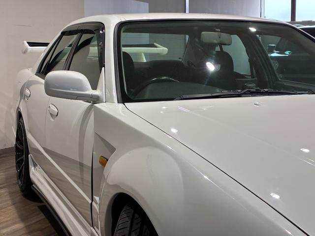 スカイライン ２５ＧＴ－Ｘ　外装リフレッシュパール塗装　フロントワイドフェンダー　新品エアロ　新品リアウィング　新品砲弾マフラー　新品ＢＬＩＴＺフルタップ車高調　新品クロススピードＲＳ９　新品タイヤ　キャリパーイエロー塗装（33枚目）