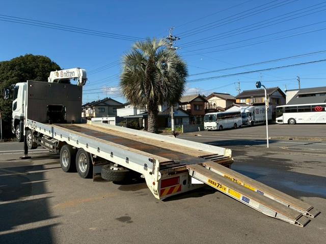 スーパーグレート セルフクレーン　★メッキカスタム　４段セルフクレーン　ハイジャッキ　ラジコン　ウインチ　１１．８トン積　２デフ　　積載１１８００ｋｇ　ウインチ　アユミ板入れ　メッキカスタム　重機運搬★（8枚目）