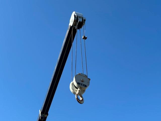 スーパーグレート セルフクレーン　★メッキカスタム　４段セルフクレーン　ハイジャッキ　ラジコン　ウインチ　１１．８トン積　２デフ　　積載１１８００ｋｇ　ウインチ　アユミ板入れ　メッキカスタム　重機運搬★（72枚目）