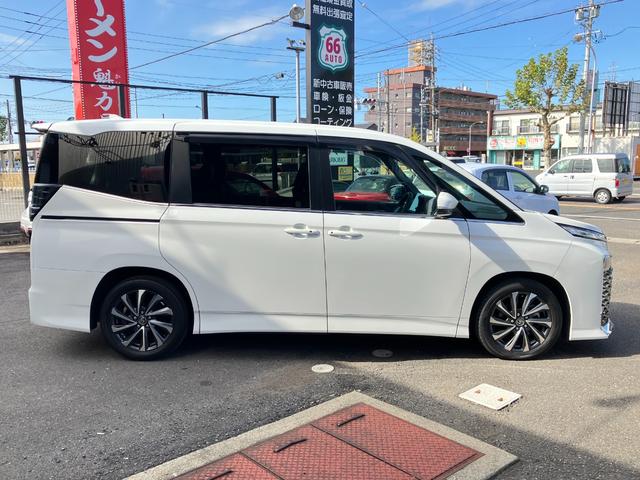 ヴォクシー S-Z 純正10型ナビ/14型有機EL後席ディスプレイ/Bluetooth/フルセグ/バックカメラ/両側パワースライドドア/シートヒーター/スマートキー(8枚目)