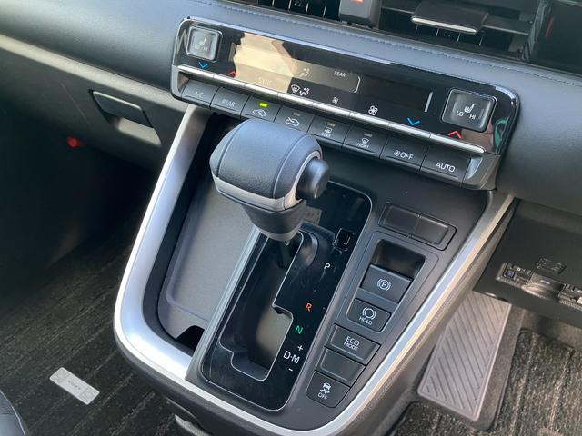 ヴォクシー S-Z 純正10型ナビ/14型有機EL後席ディスプレイ/Bluetooth/フルセグ/バックカメラ/両側パワースライドドア/シートヒーター/スマートキー(15枚目)