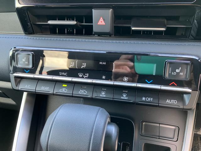 ヴォクシー S-Z 純正10型ナビ/14型有機EL後席ディスプレイ/Bluetooth/フルセグ/バックカメラ/両側パワースライドドア/シートヒーター/スマートキー(16枚目)