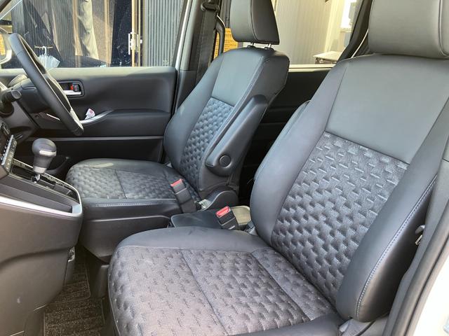 ヴォクシー S-Z 純正10型ナビ/14型有機EL後席ディスプレイ/Bluetooth/フルセグ/バックカメラ/両側パワースライドドア/シートヒーター/スマートキー(26枚目)