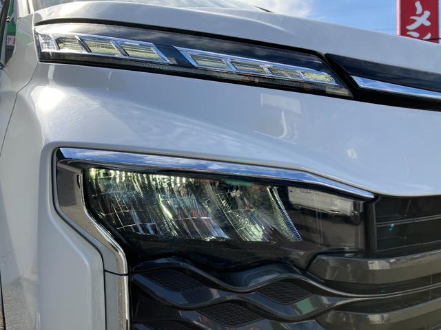 ヴォクシー S-Z 純正10型ナビ/14型有機EL後席ディスプレイ/Bluetooth/フルセグ/バックカメラ/両側パワースライドドア/シートヒーター/スマートキー(32枚目)