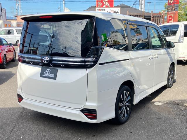 ヴォクシー S-Z 純正10型ナビ/14型有機EL後席ディスプレイ/Bluetooth/フルセグ/バックカメラ/両側パワースライドドア/シートヒーター/スマートキー(34枚目)