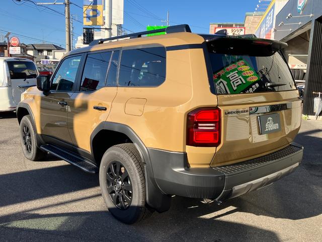 ランドクルーザー250 VXファーストエディション 12.3インチディスプレイ(コネクティッドナビ)/全周囲カメラ/Bluetoothオーディオ/リフレクター式3眼LED/専用純正アルミホイール/レザーシート/ムーンルーフ/登録済み未使用車(40枚目)