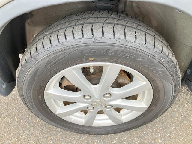 スイフト ＳＥ－Ｚ　５速マニュアル／キーレス／ＣＤデッキ／アルミホイール（26枚目）