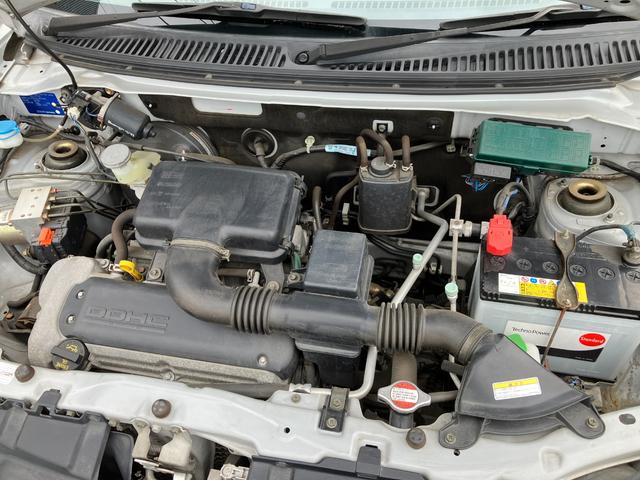 スイフト ＳＥ－Ｚ　５速マニュアル／キーレス／ＣＤデッキ／アルミホイール（29枚目）