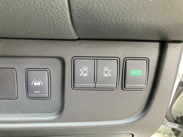 セレナ 20X S-ハイブリッド 純正ナビ/バックカメラ/Bluetoothオーディオ/フルセグ/スマートキー/両側パワースライドドア/社外アルミホイール/ETC(13枚目)