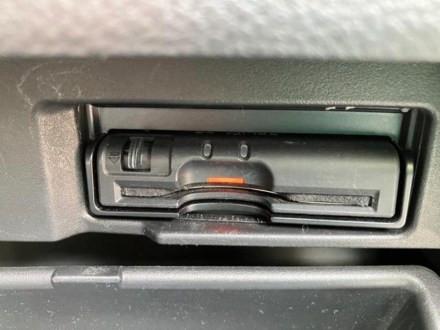 セレナ 20X S-ハイブリッド 純正ナビ/バックカメラ/Bluetoothオーディオ/フルセグ/スマートキー/両側パワースライドドア/社外アルミホイール/ETC(14枚目)