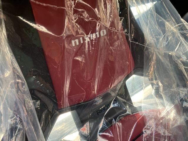 フェアレディZ ニスモ 登録済未使用車/NISMO専用エアロパーツ/ナビ/バックカメラ/Bluetooth/フルセグ/スマートキー/RECARO製ハーフレザーシート/NISMO専用ブレーキ・サスペンション・19インチAW(14枚目)