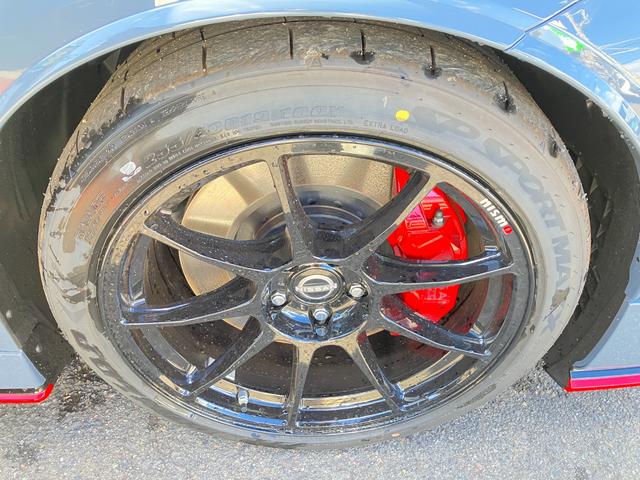 フェアレディZ ニスモ 登録済未使用車/NISMO専用エアロパーツ/ナビ/バックカメラ/Bluetooth/フルセグ/スマートキー/RECARO製ハーフレザーシート/NISMO専用ブレーキ・サスペンション・19インチAW(36枚目)